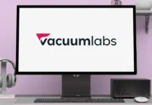 Vacuumlabs Vacuumlabs team collaborating on fintech UX design project in Bratislava office