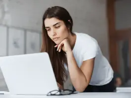 young-woman-make-tests